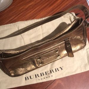Burberry purse